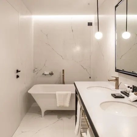 Luxury Palazzo Nani Apartment *