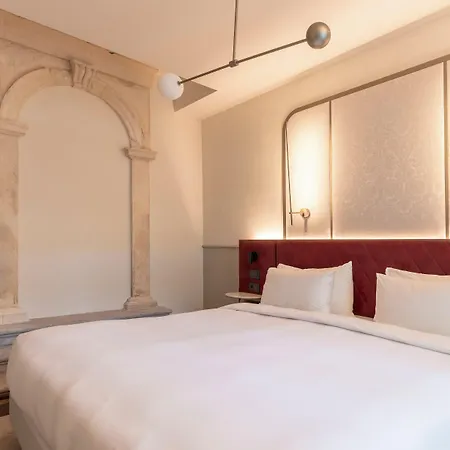 Luxury Palazzo Nani * Venice